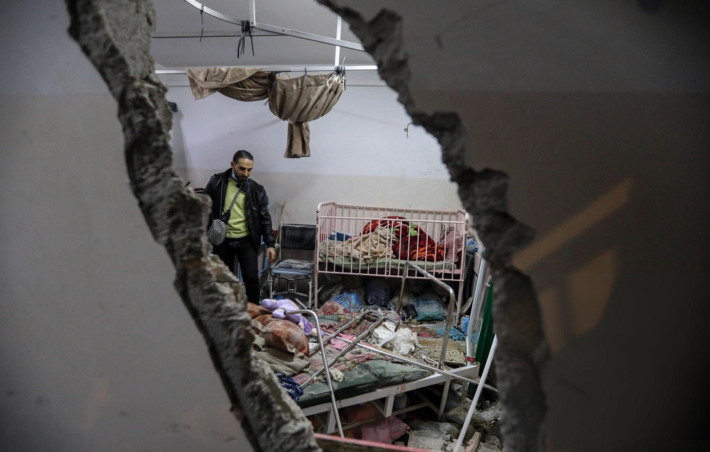 صورة أرشيفية من استهداف الاحتلال للمستشفيات في قطاع غزة 